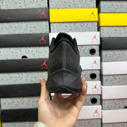Winflo 8 Dark Black