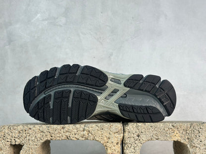 Gel-Kayano 20 Grey