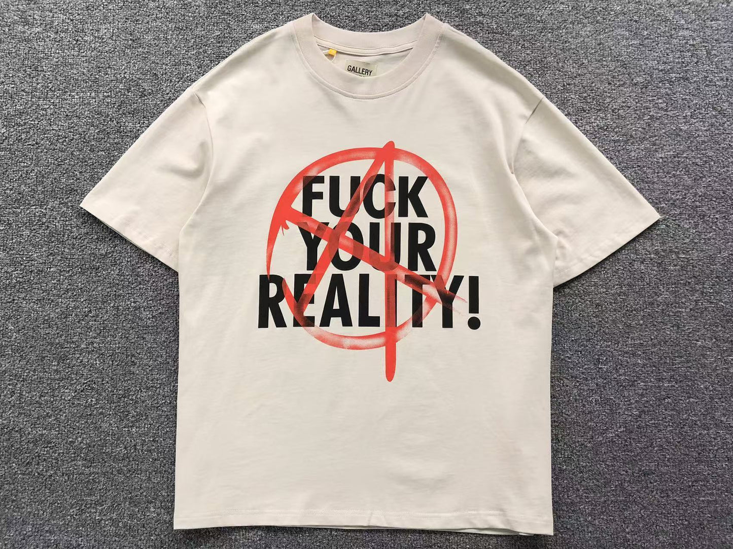 T-shirt GALLERY DEPT