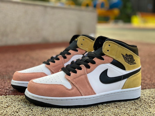 AJ1 MID Flight Club
