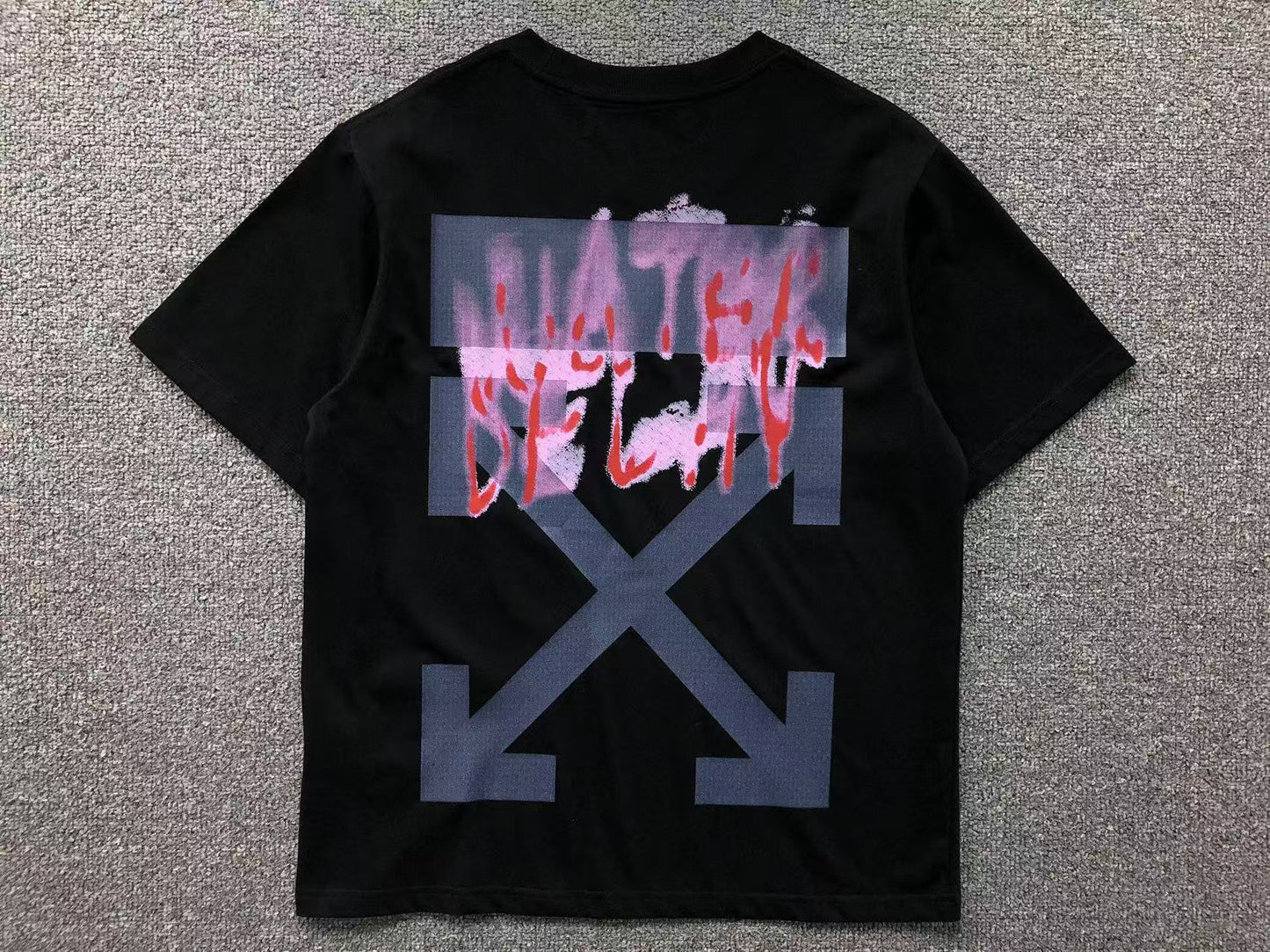T-shirt Off
