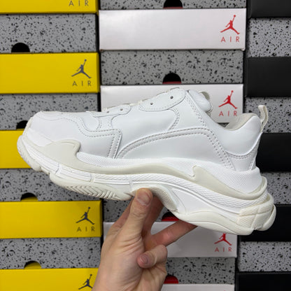 BLG Triple S White