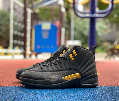 12 Black Taxi