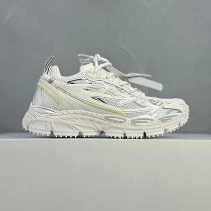 Be Right Back Full White