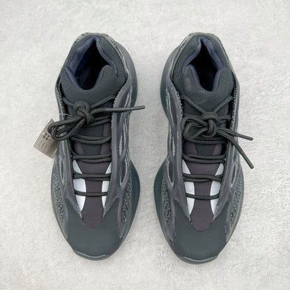 700 V3 Black Soul