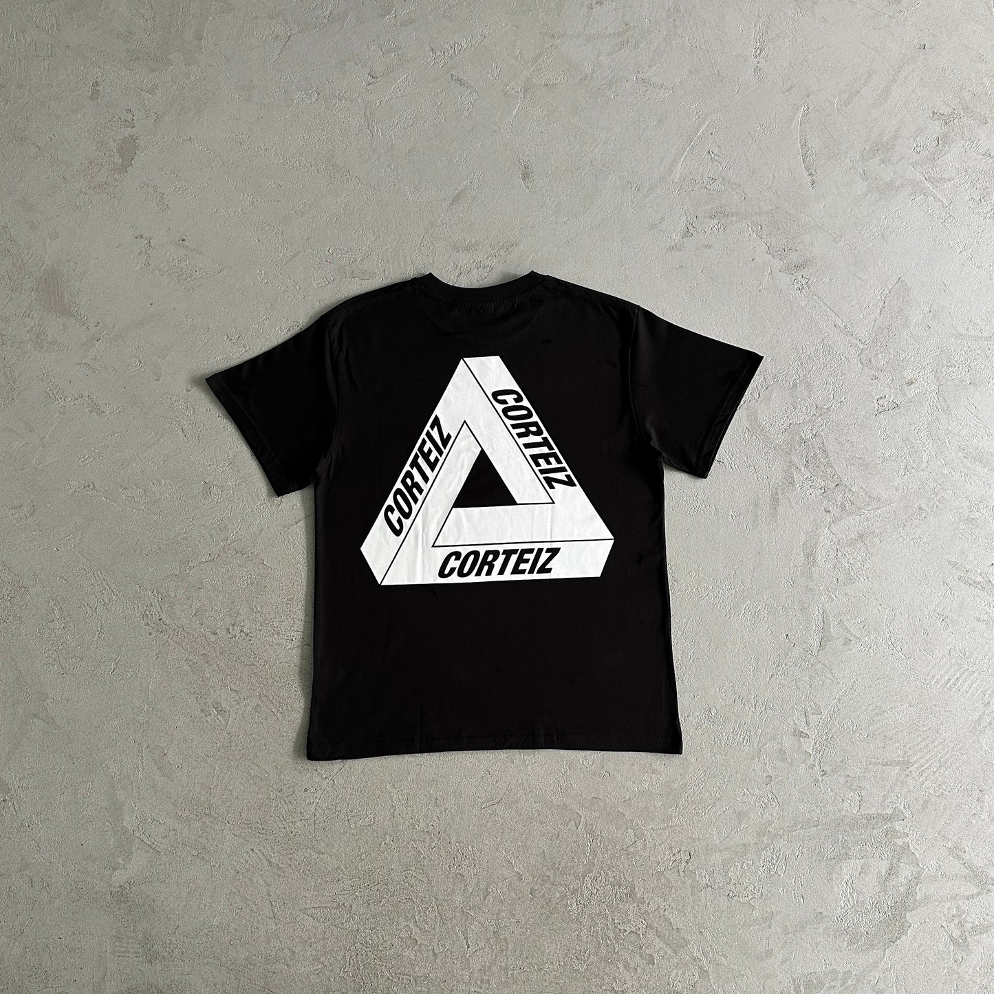 Möbius strip short sleeves