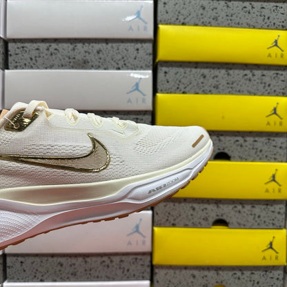Air Zoom Pegasus 41 Phantom Light Pumice Metallic Gold