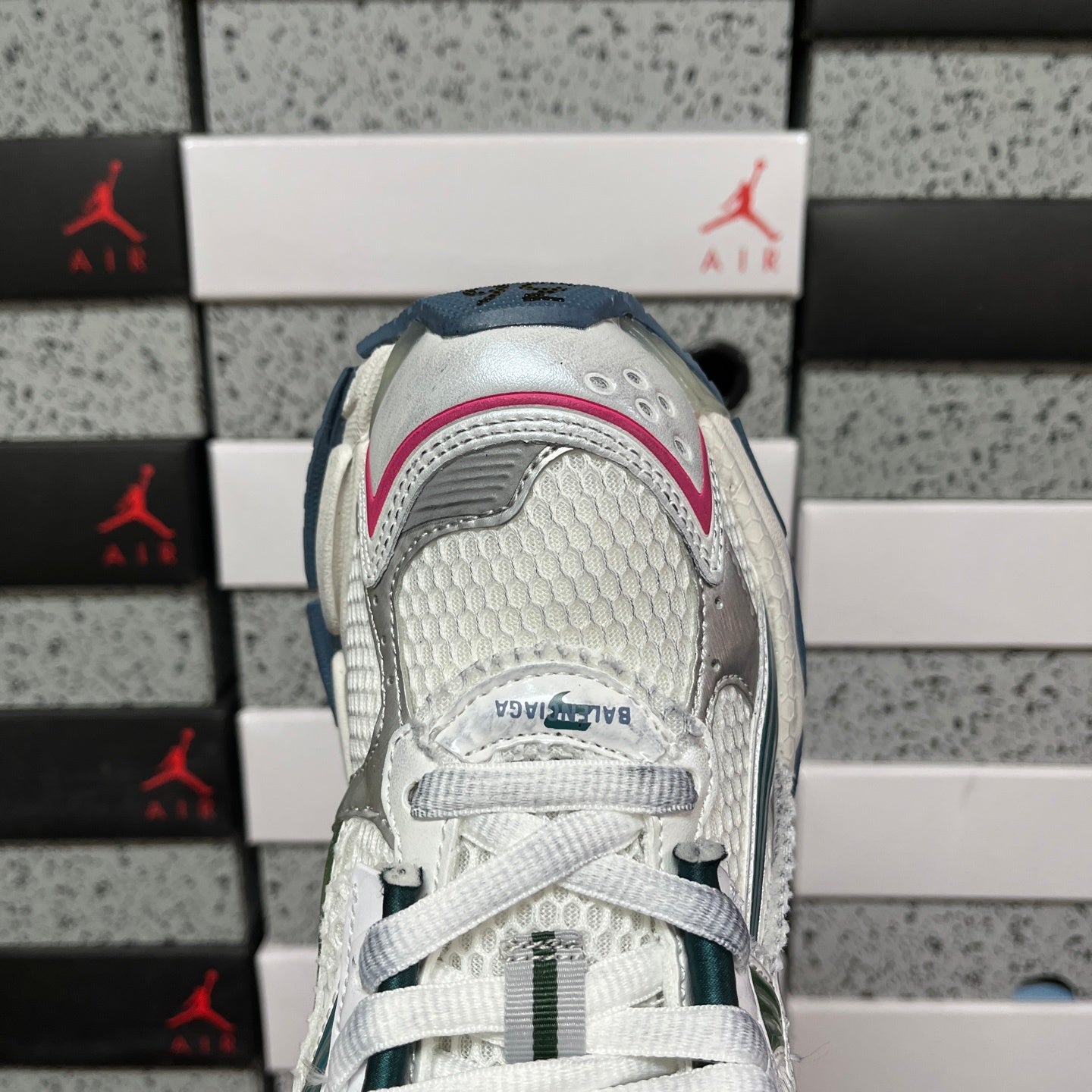 BLG Runner White Multicolor