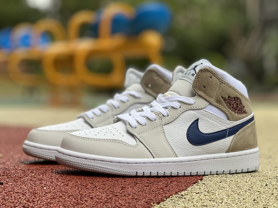 AJ1 MID Tan Suede
