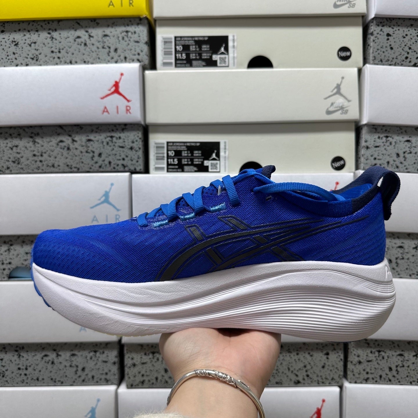GEL-NIMBUS 27 Royal/Blue/White