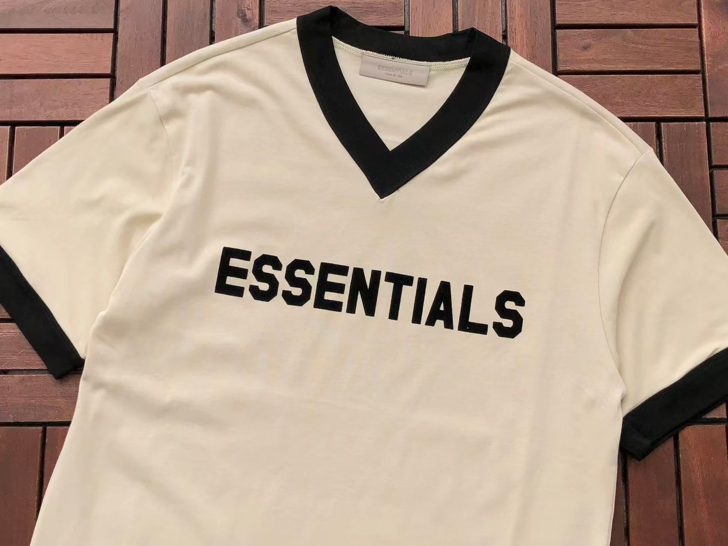 T-Shirts ESSENT