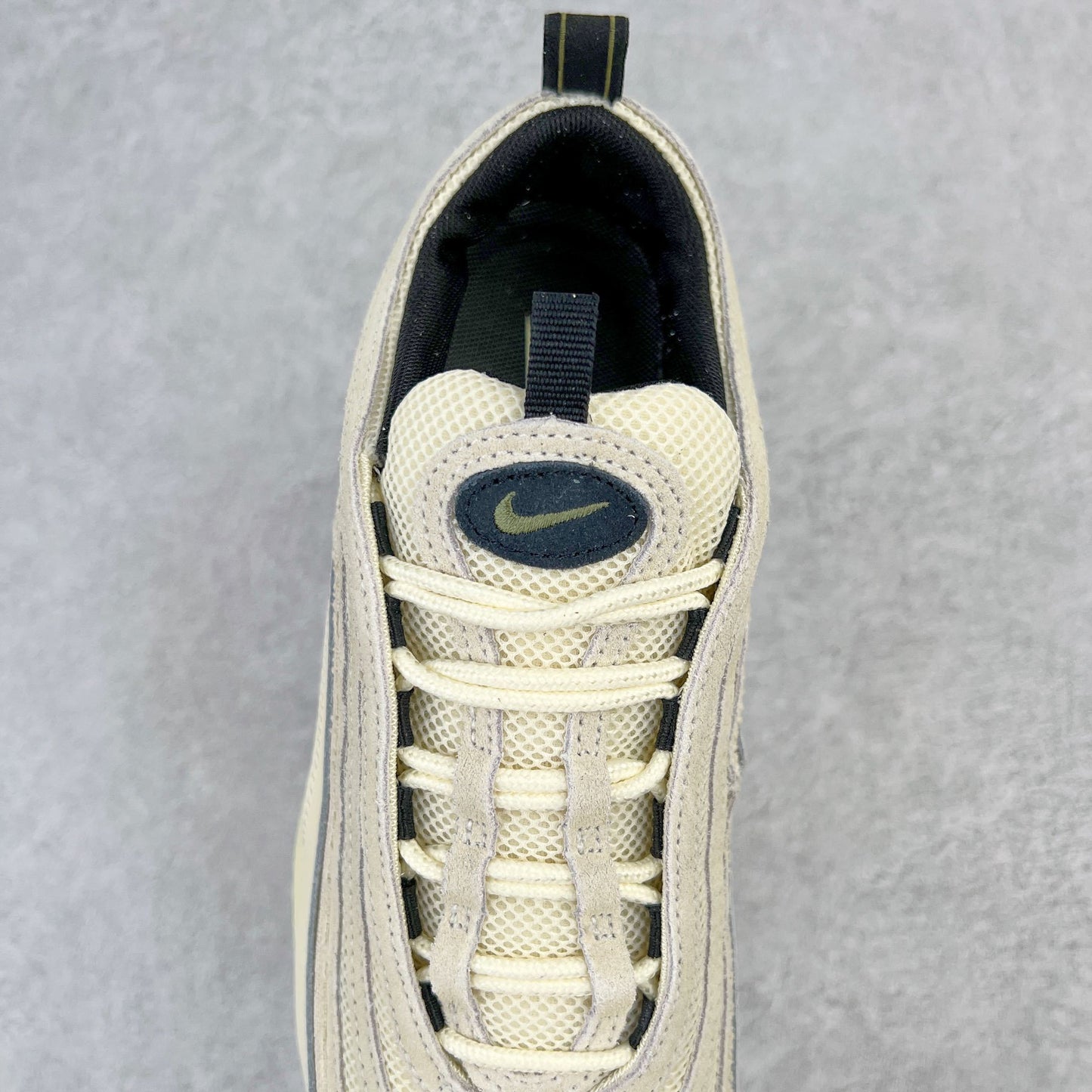 97 Ash Cream
