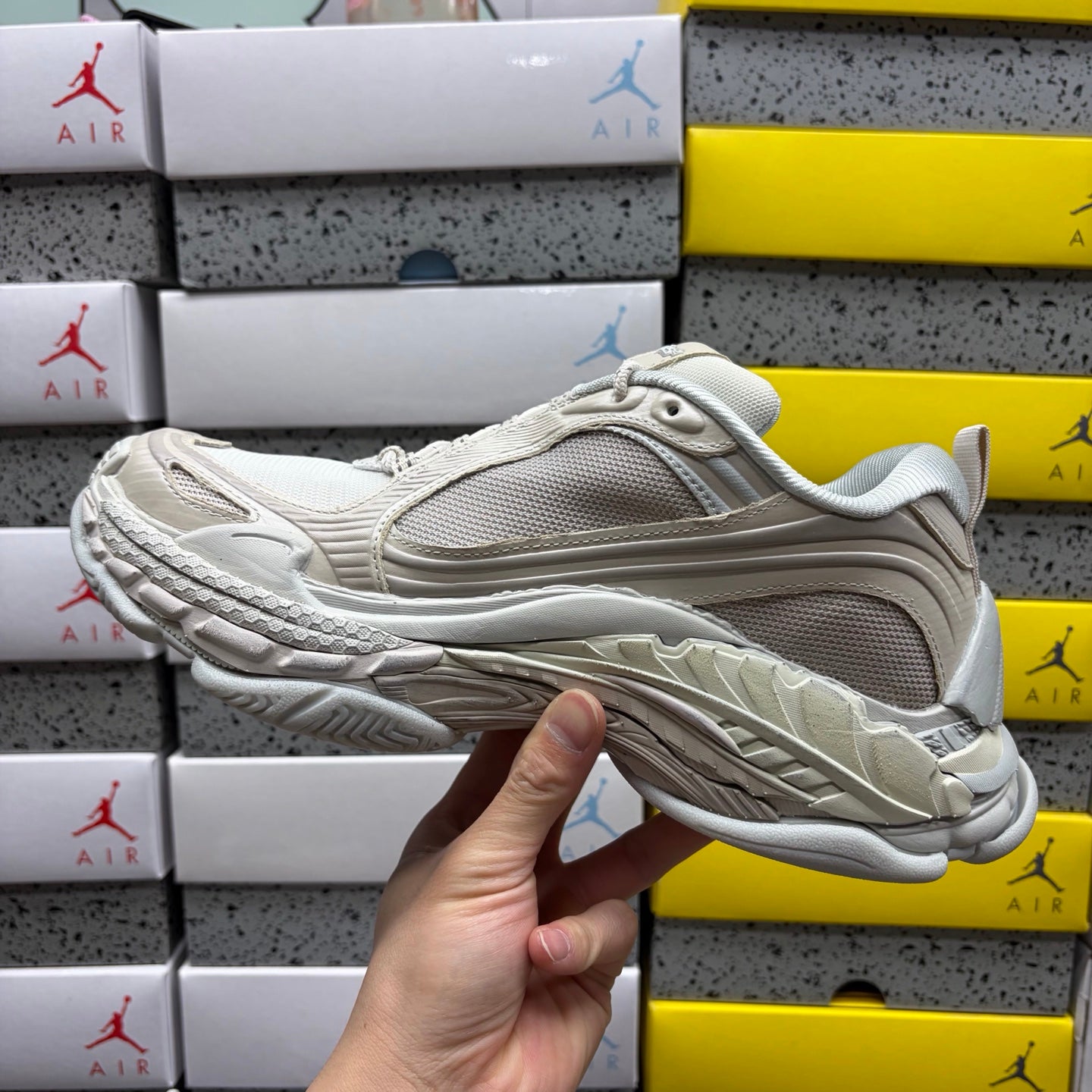 BLG Triple S.2 White/Beige
