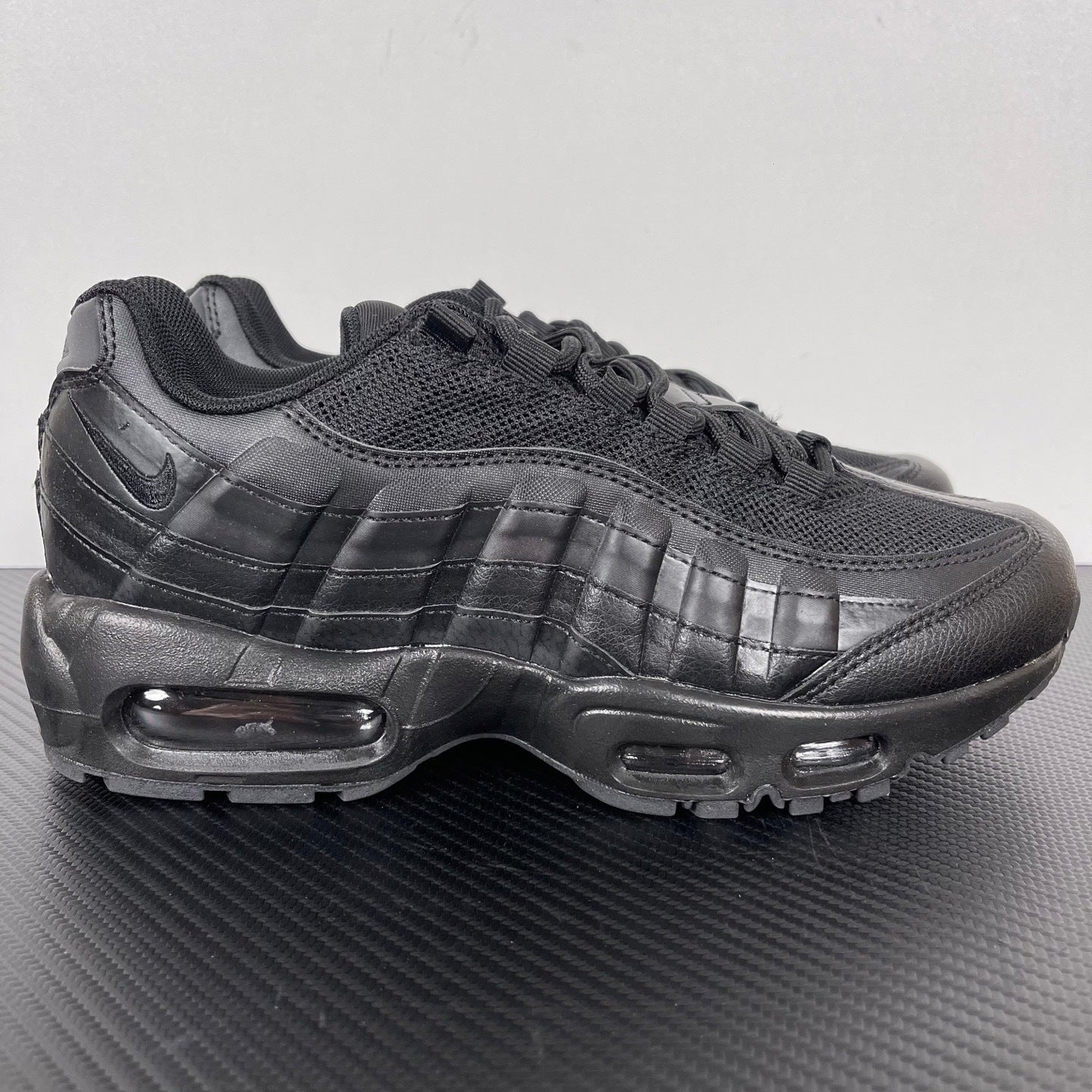 95 Pure Black