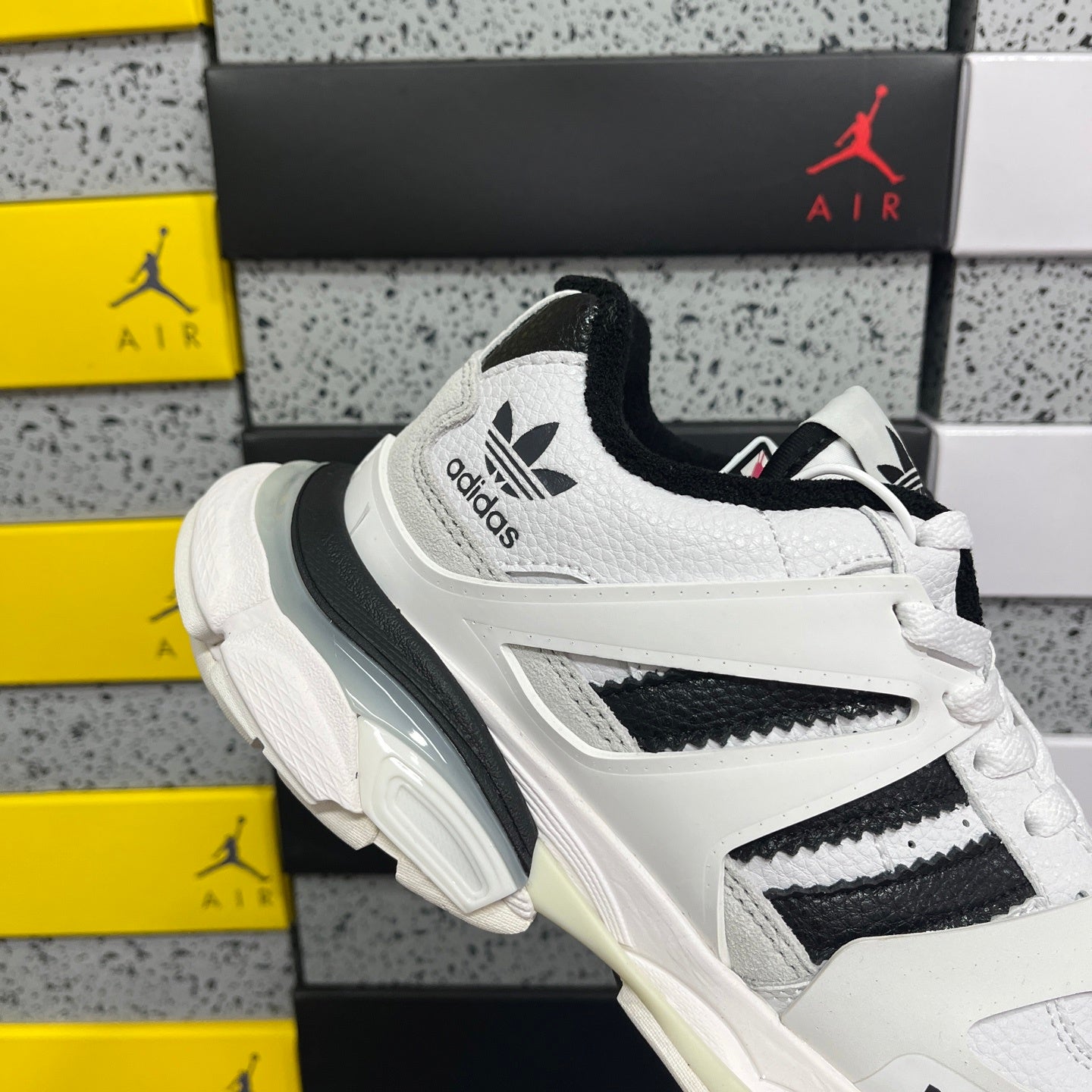 BLG Track x AD White Black