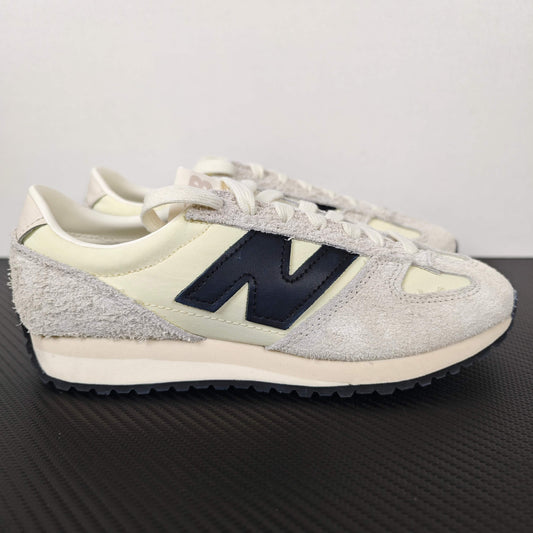 471 Cream and Blue Navy