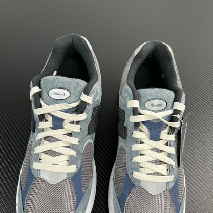 2002RU2 Grey Blue Black
