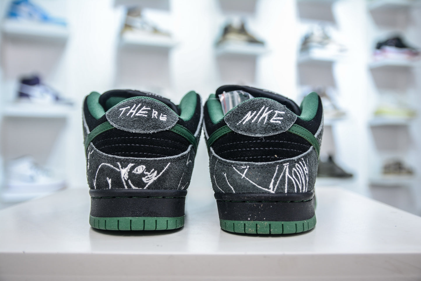 Dunk SB There Skateboards