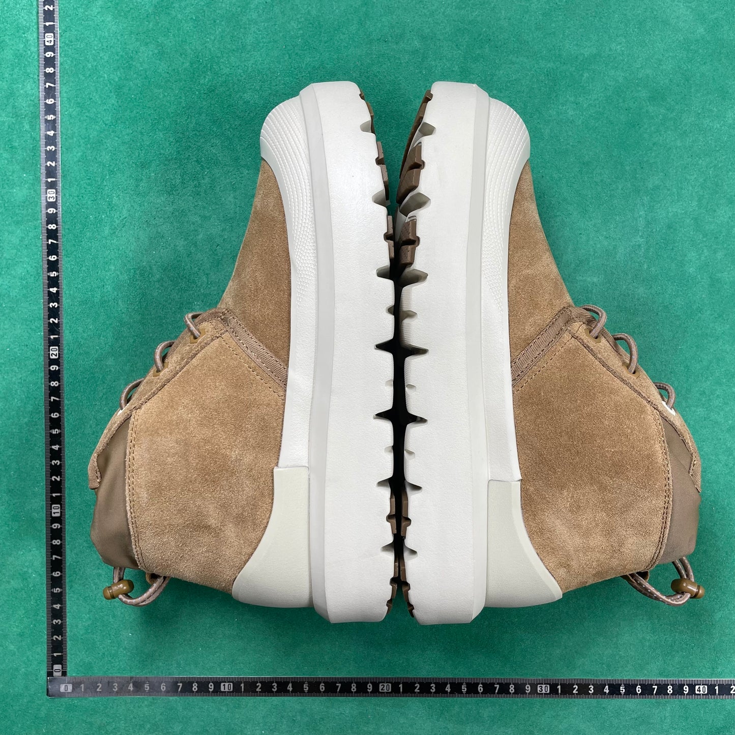 UGG UGG