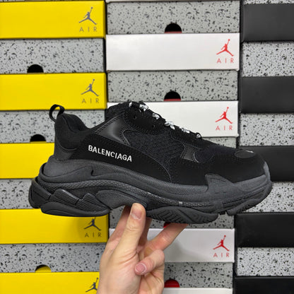BLG Triple S Black