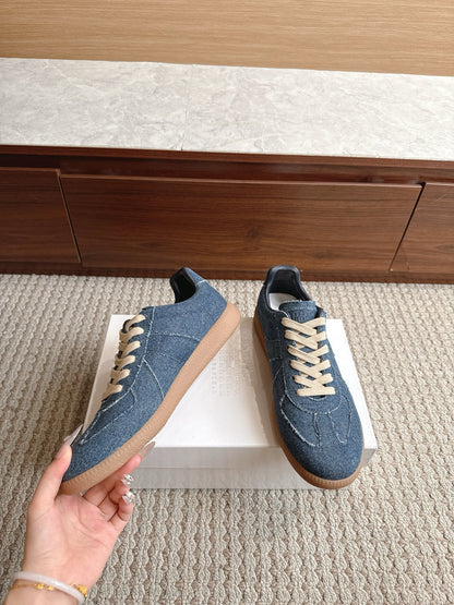 Maison Blue Jean