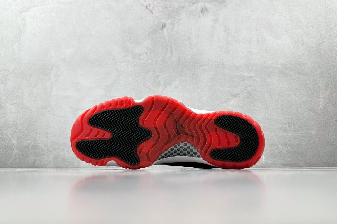 AJ11 Low Bred