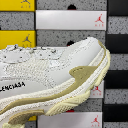 BLG Triple S Mule White/Beige