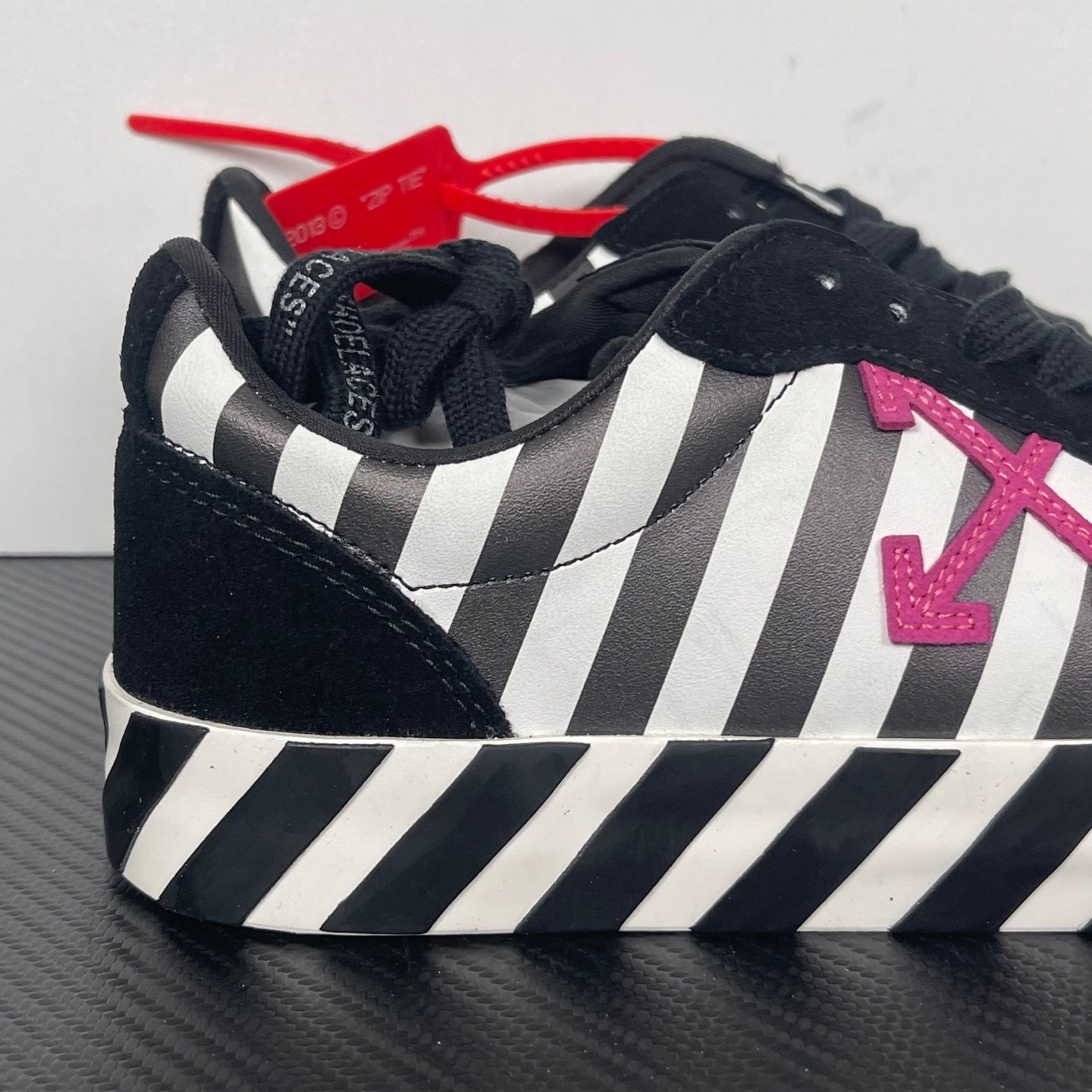 Vulcanized Black Rose