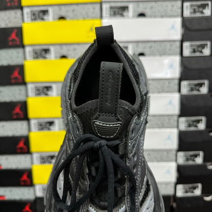 BLG Platform Reduced Black