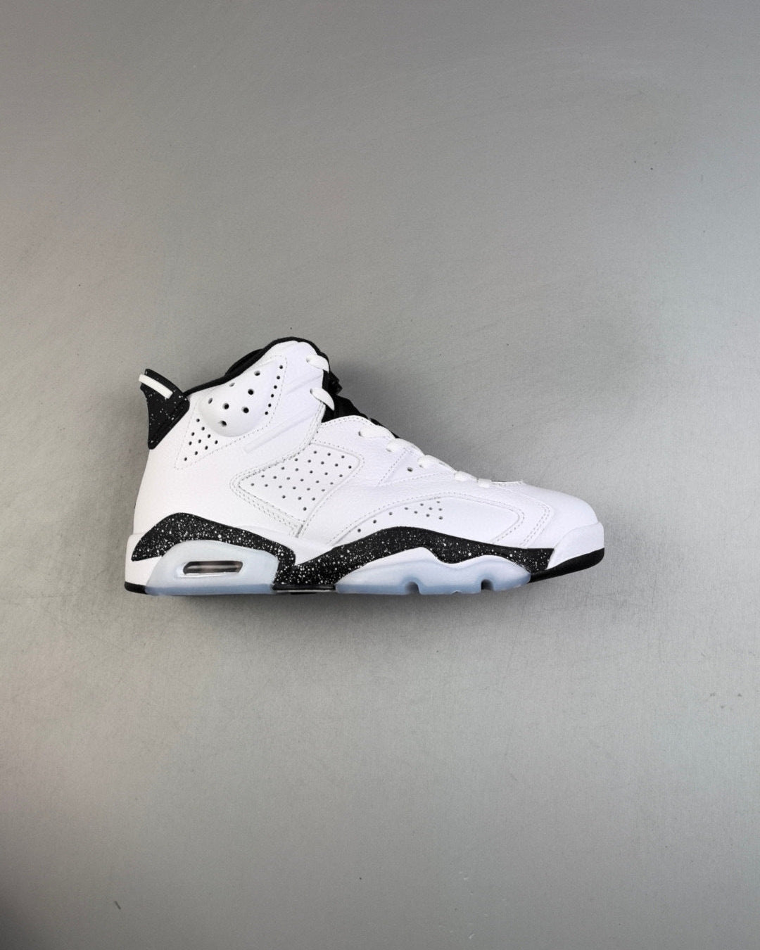 AJ6 Retro Reverse Oreo