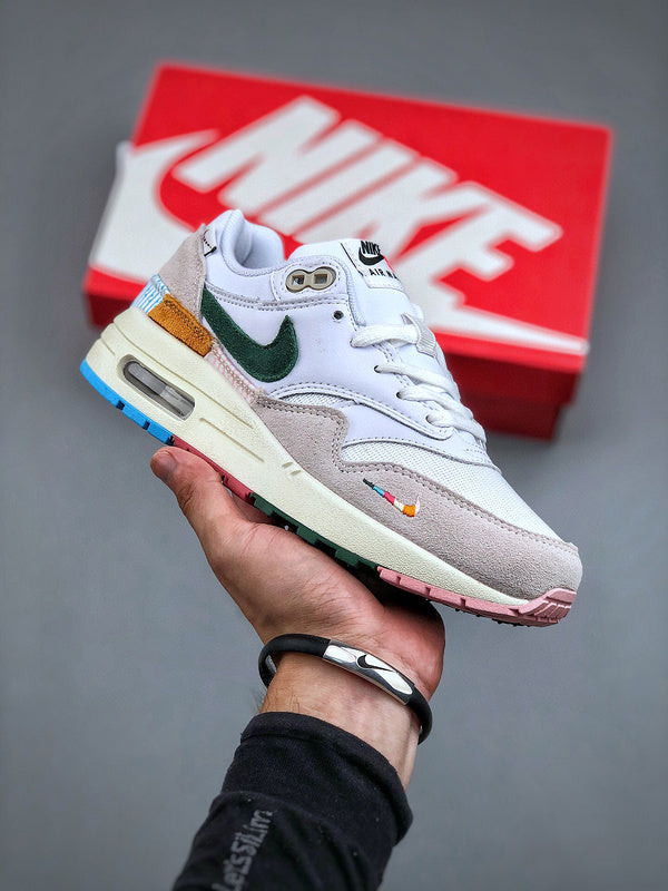 Air Max 1 All Petals United