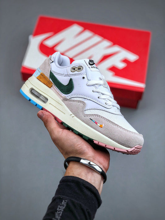 Air Max 1 All Petals United