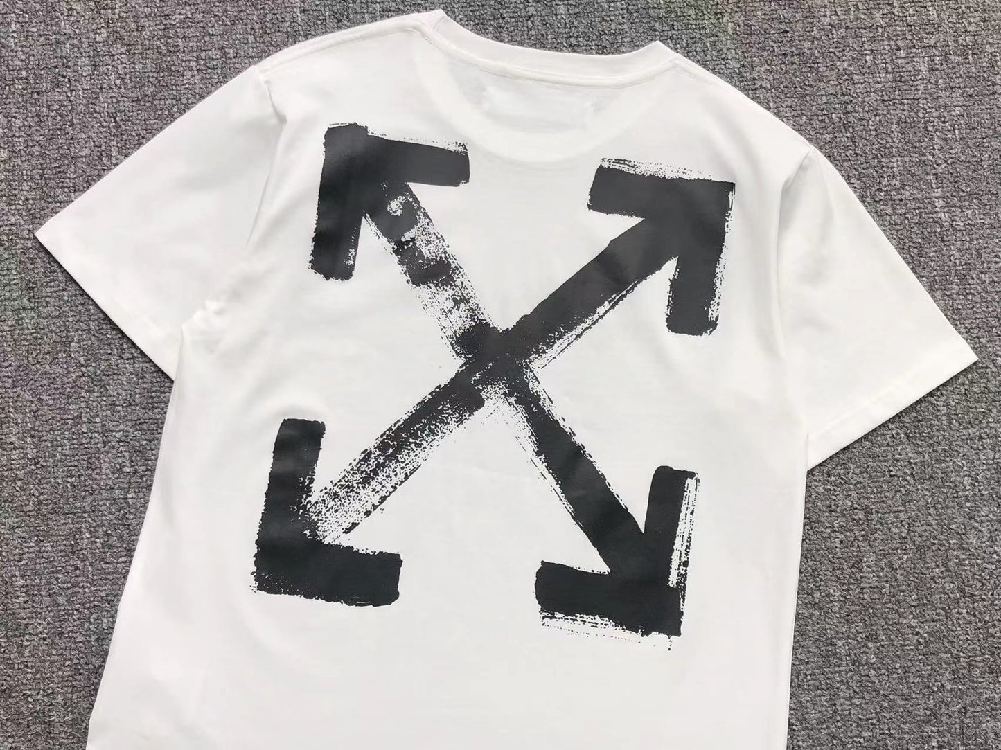 T-shirt Off
