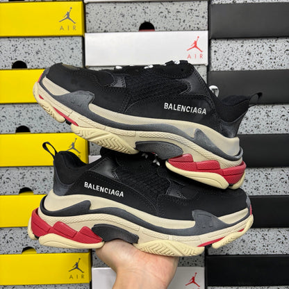 BLG Triple S Black/Red