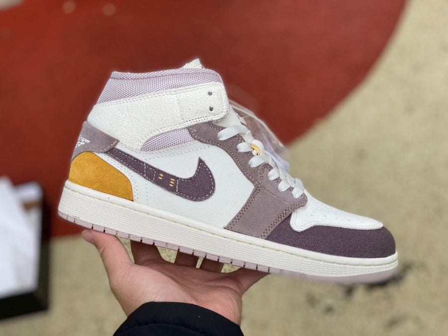AJ1 MID Inside Out Taupe Haze