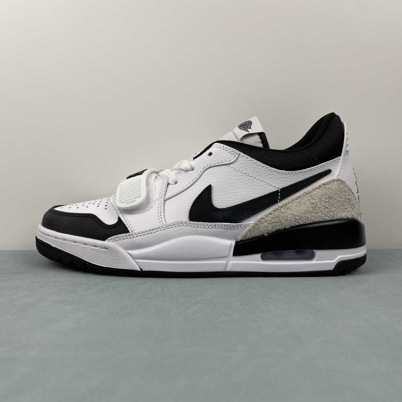 Legacy 312 White Retro Black
