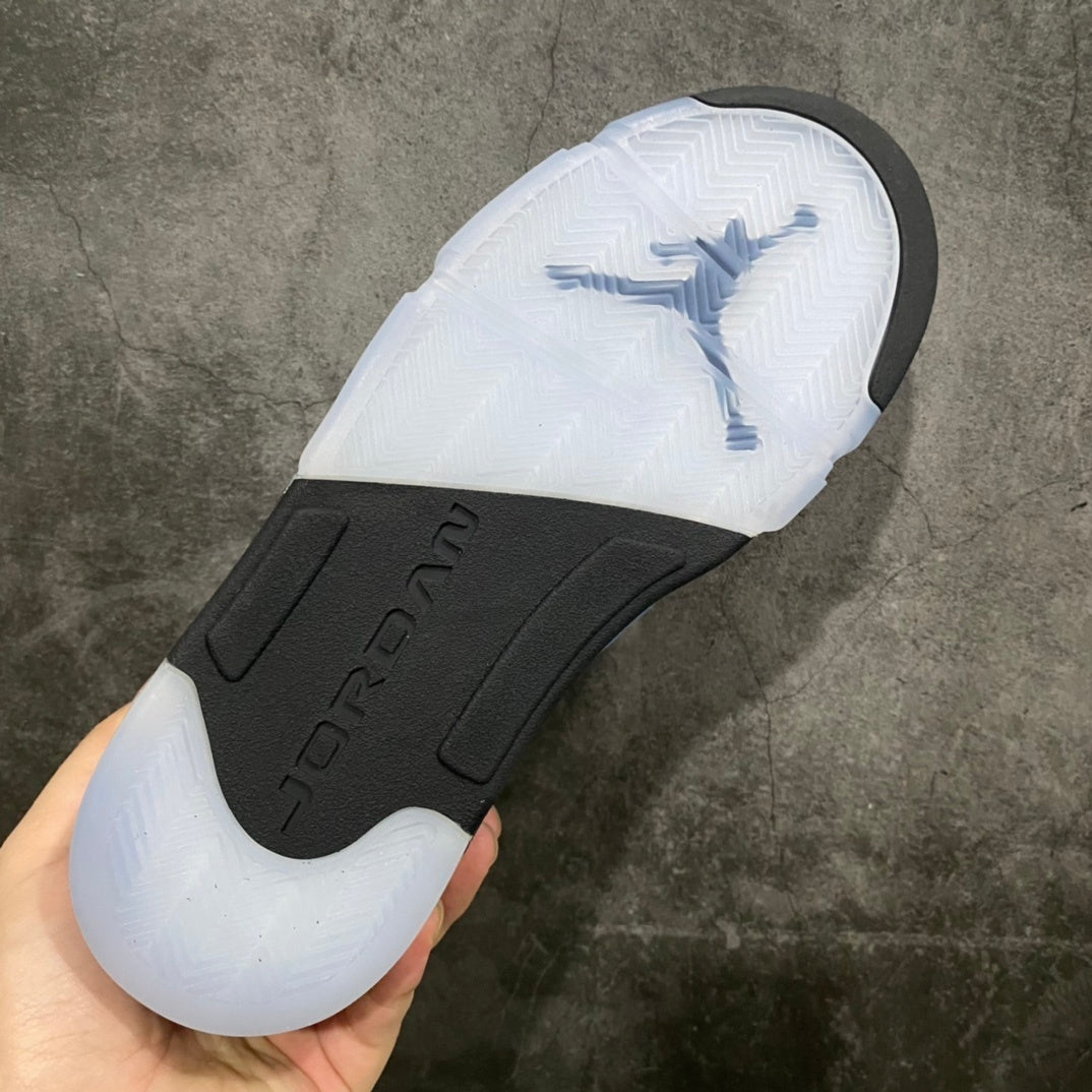 AJ 5 UNC University Blue