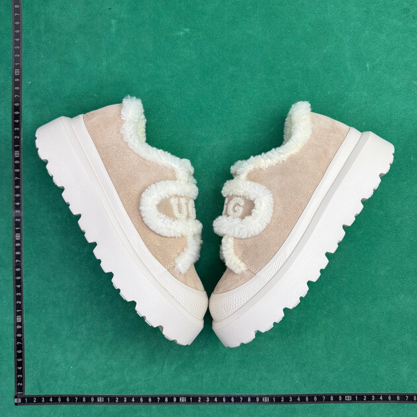 TT UGG