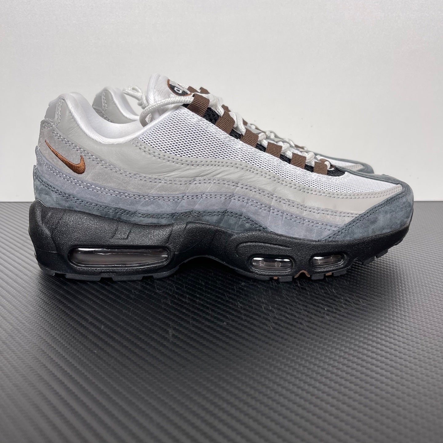 95 Brown Grey