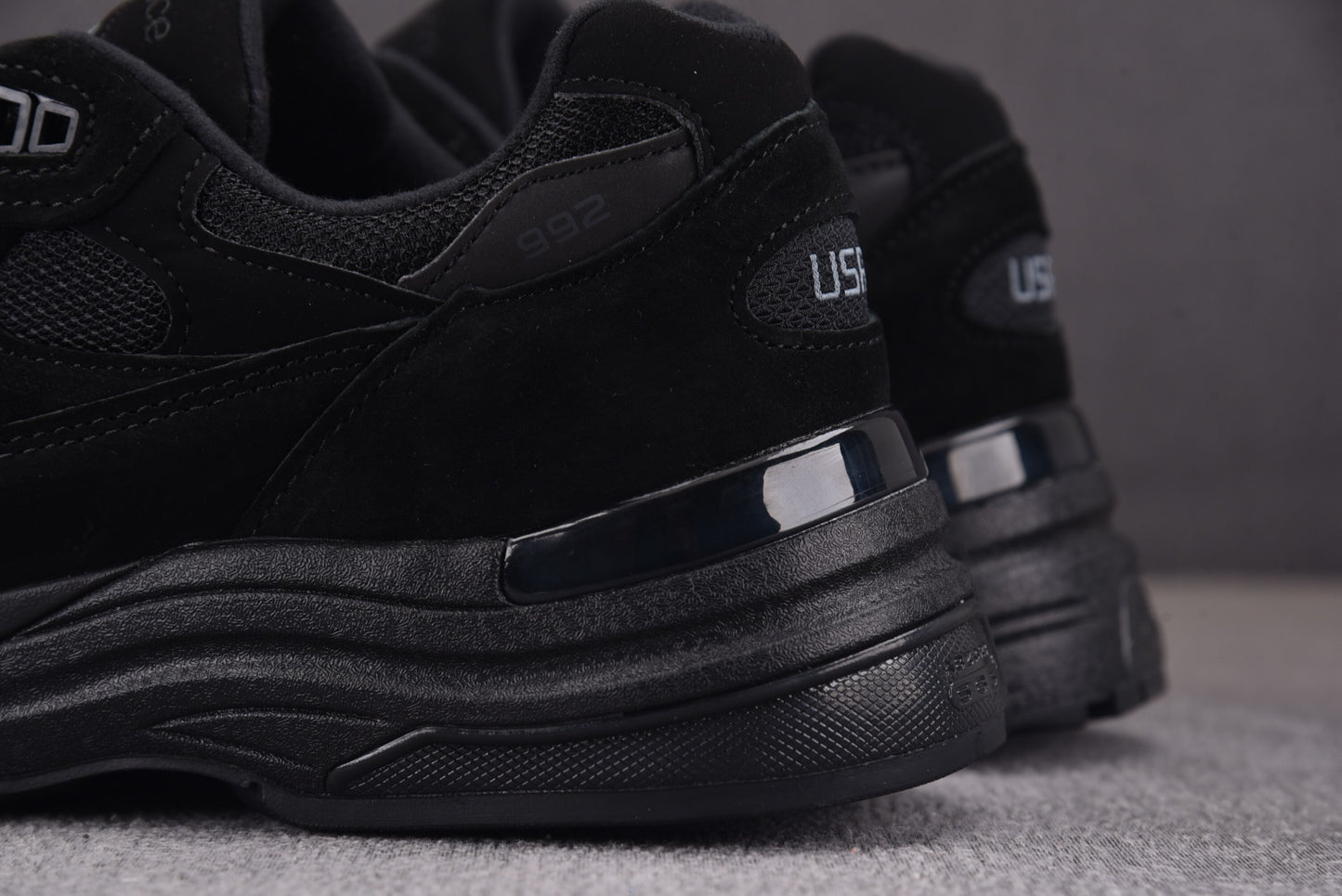 992 Triple Black