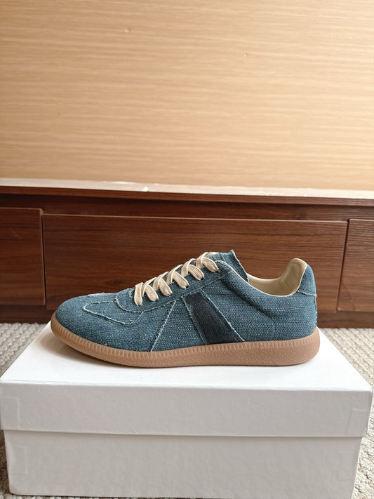 Maison Light Blue Jean