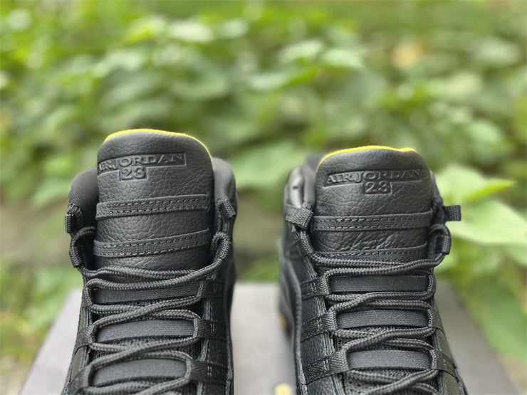 AJ10 Black and Yellow