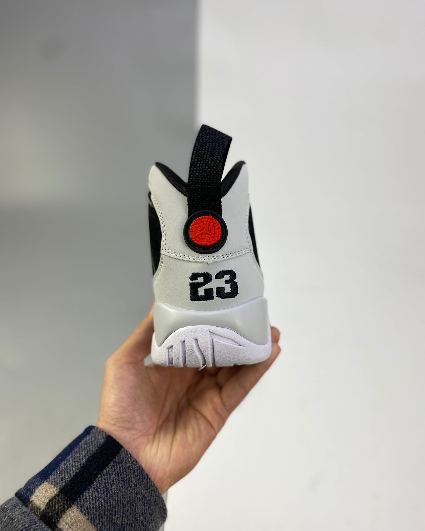 AJ9 Black and White