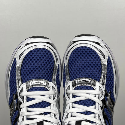 Sau Omni 9 Blue and White