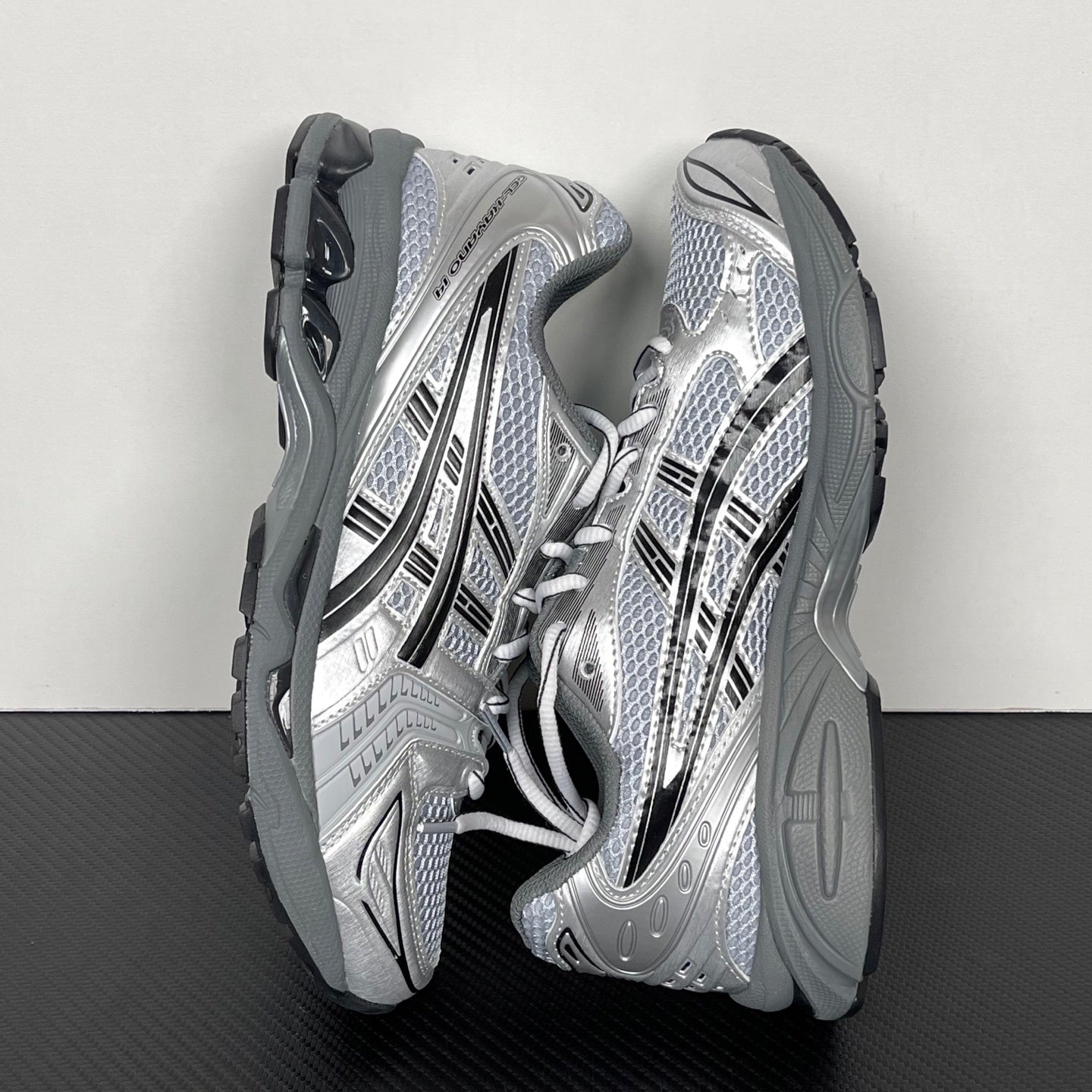 Kayano 14 White / Silver / Black