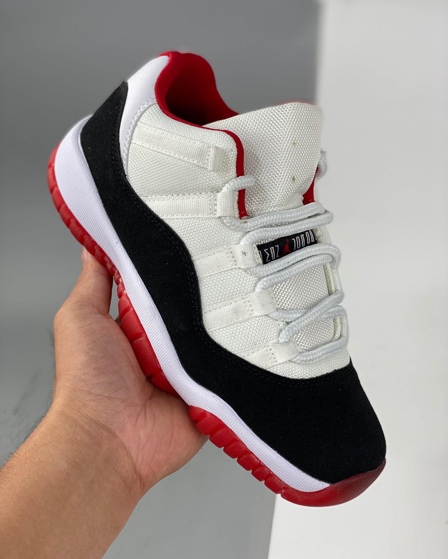 AJ11 Retro High