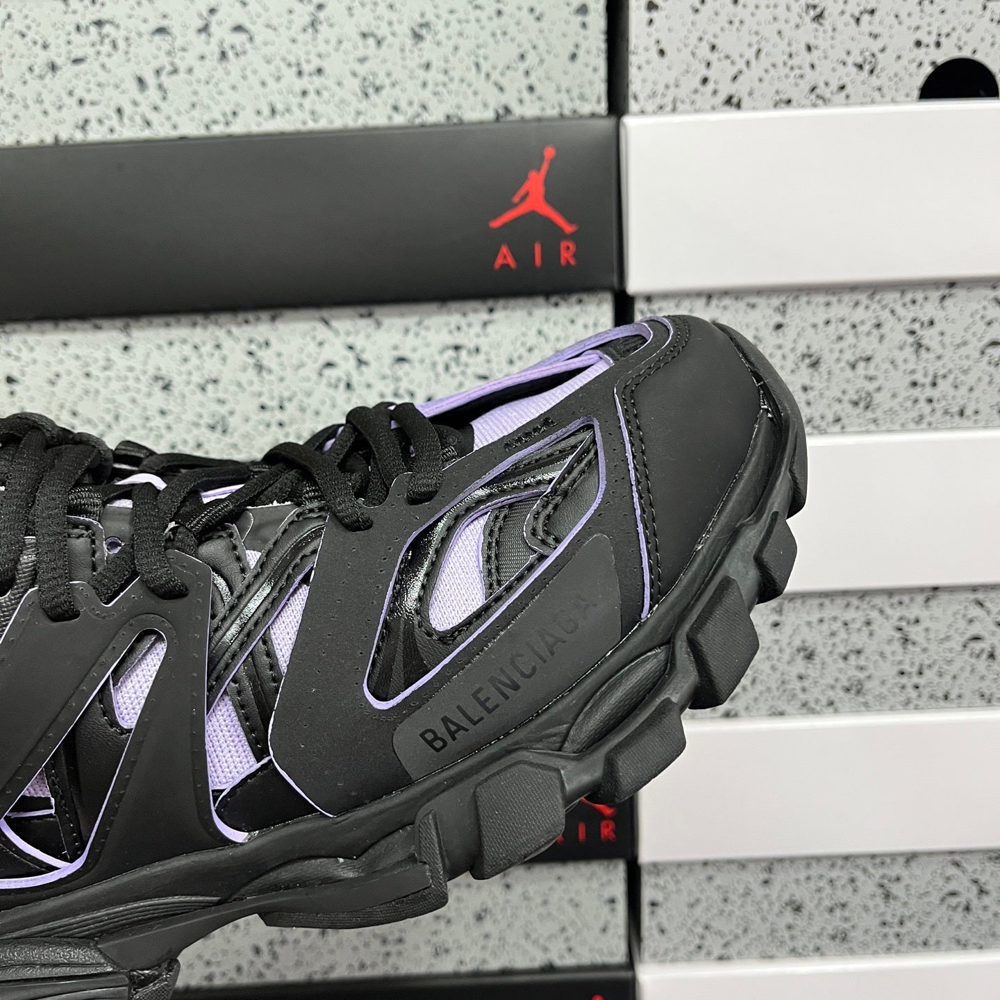 BLG Track Black Purple