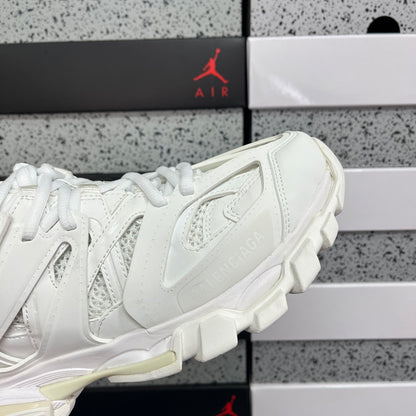 BLG Track Full White