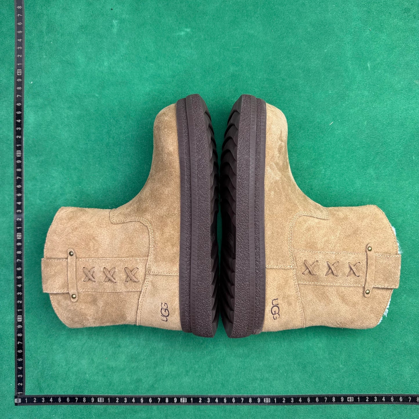TT UGG