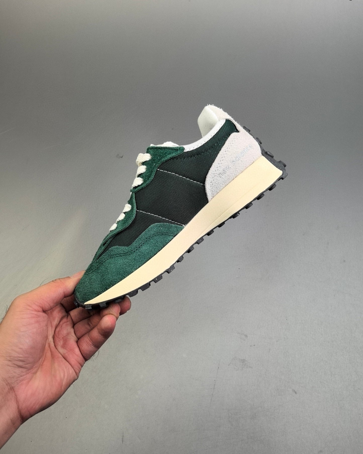 327 Green